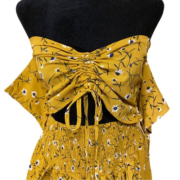 NWOT 2 Piece Yellow/Mustard Crop Short Set Women’s Size Large - Picture 6 of 14